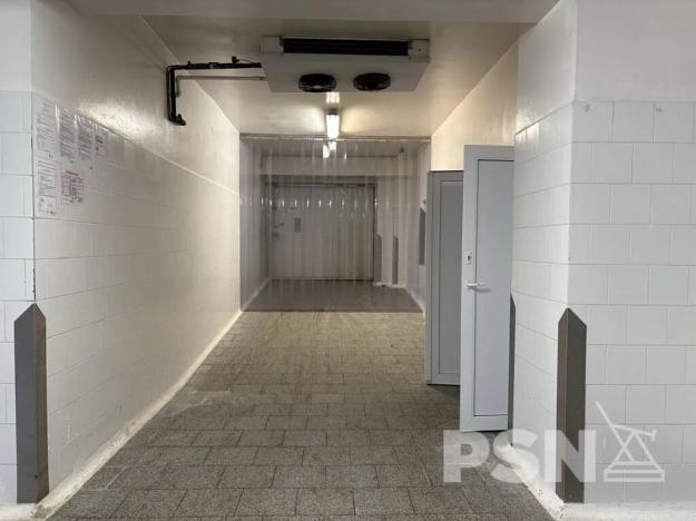 Pronájem výrobních prostor, Brno, U vlečky, 949 m2