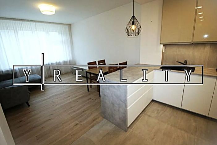 Pronájem bytu 2+kk, Praha - Karlín, Pobřežní, 58 m2