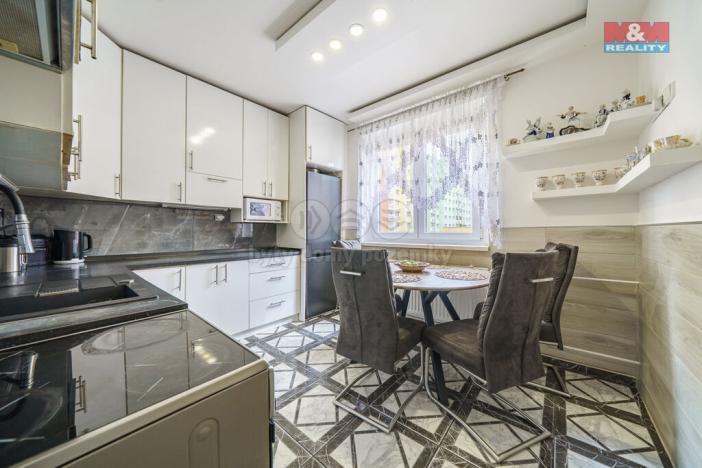 Prodej bytu 4+1, Klášterec nad Ohří, Okružní, 77 m2