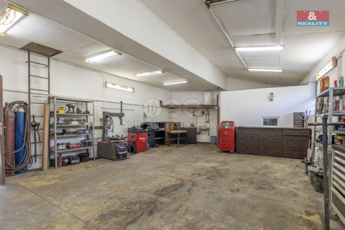 Prodej obchodního prostoru, Staříč, 92 m2