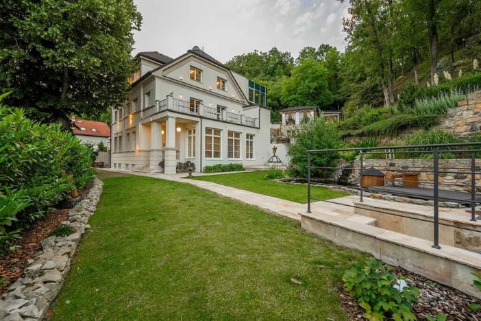 Prodej vily, Praha - Lysolaje, Čábelecká, 850 m2