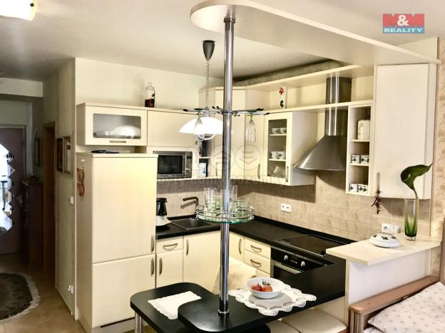 Pronájem bytu 1+kk, Zlín, Pasecká, 46 m2