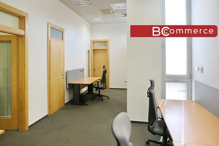 Pronájem kanceláře, Brno, 247 m2