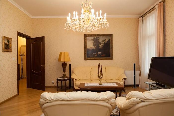 Prodej bytu 4+1, Karlovy Vary, Lázeňská, 160 m2