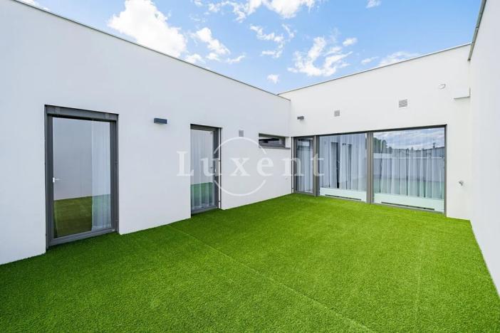 Prodej rodinného domu, Praha - Lysolaje, Horní náměstí, 112 m2