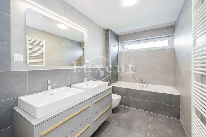 Prodej rodinného domu, Praha - Lysolaje, Horní náměstí, 112 m2