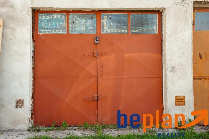 Prodej garáže, Praha - Čakovice, Řepová, 16 m2