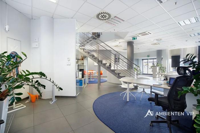 Pronájem kanceláře, Brno, Orlí, 192 m2