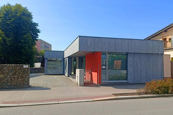 Pronájem kanceláře, Havlíčkův Brod, Husova, 250 m2