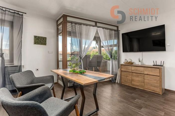 Prodej rodinného domu, Velké Bílovice, nám. Osvoboditelů, 350 m2