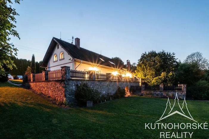 Prodej rodinného domu, Javornice, 244 m2