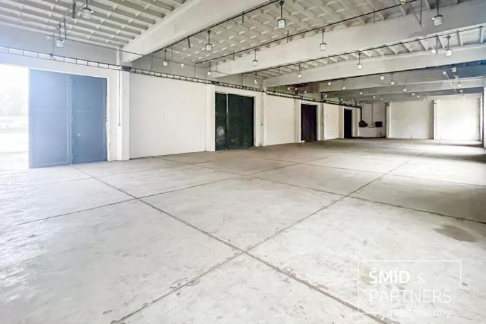 Pronájem skladu, Vrátkov, 1170 m2
