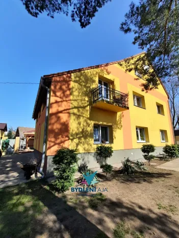 Prodej rodinného domu, Dubí, 370 m2