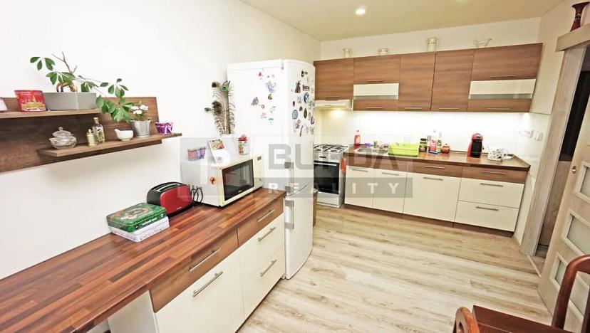 Prodej bytu 3+1, Neratovice, 68 m2