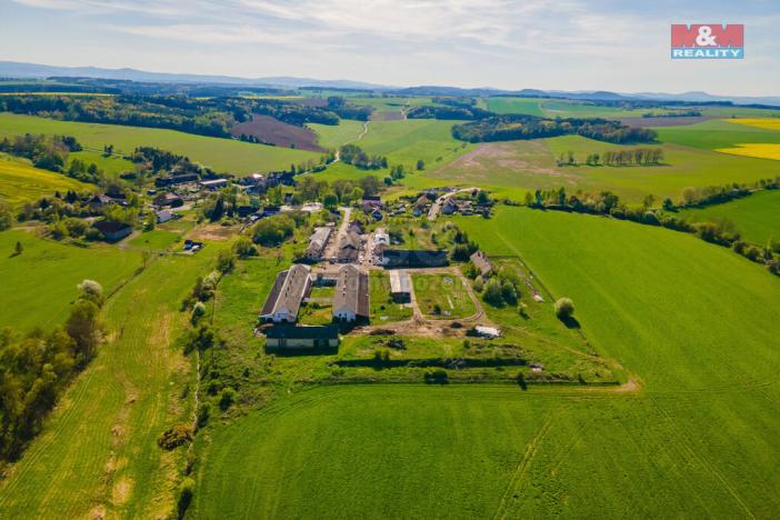 Prodej zemědělského objektu, Černovice, 4026 m2