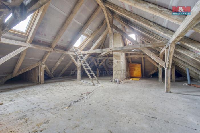 Prodej bytu 3+1, Cheb, Kachní kámen, 118 m2