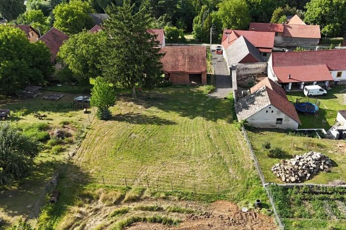 Prodej pozemku pro bydlení, Lešany, 1161 m2