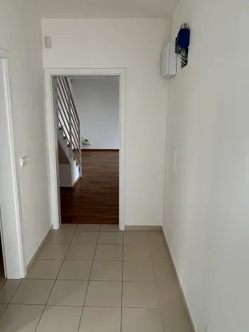 Pronájem rodinného domu, Praha - Kunratice, Na lhotech, 130 m2