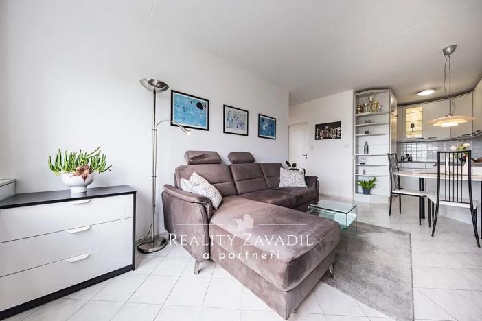 Prodej bytu 2+kk, Praha - Písnice, Na okruhu, 43 m2