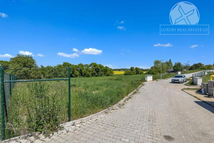 Prodej pozemku, Zlonín, Vrbová, 637 m2