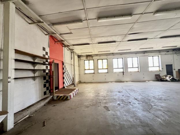 Pronájem skladu, Dlouhá Brtnice, 350 m2