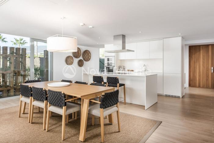 Prodej domu, Villas del Tenis, Abama, Tenerife, Španělsko, 269 m2