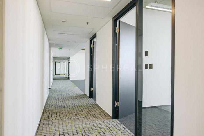 Pronájem kanceláře, Brno - Slatina, Tuřanka, 380 m2