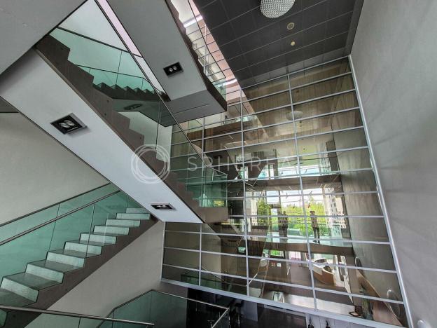 Pronájem kanceláře, Brno - Královo Pole, Technická, 2000 m2