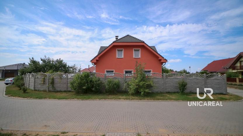 Prodej rodinného domu, Božice, 233 m2