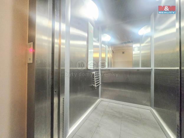 Prodej bytu 3+kk, Praha, Hanusova, 91 m2