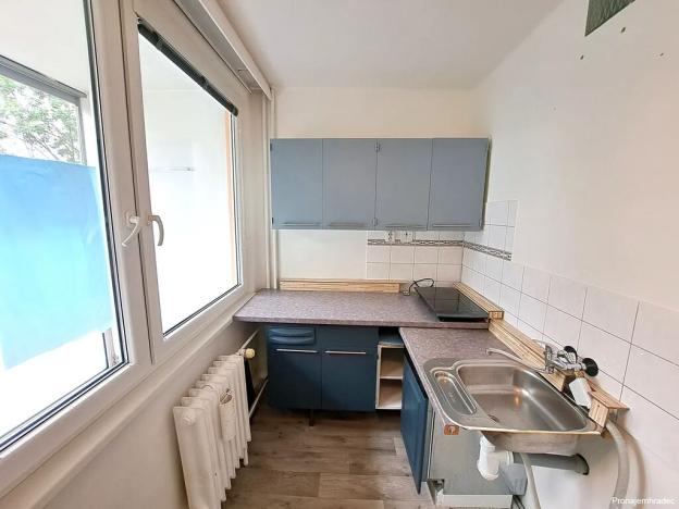 Pronájem bytu 1+kk, Hradec Králové, Třebechovická, 35 m2