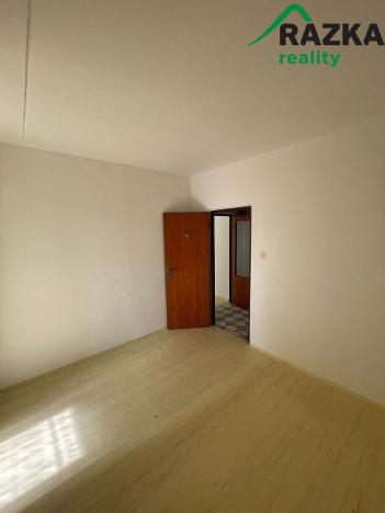 Pronájem bytu 2+1, Chodová Planá, sídliště Lučina, 64 m2