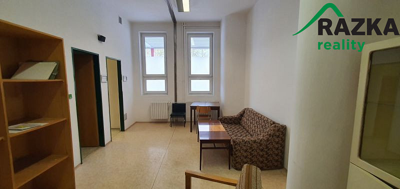 Pronájem kanceláře, Planá, Bezdružická, 54 m2