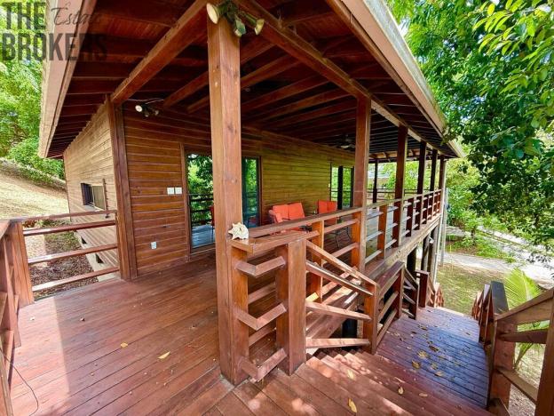 Prodej bytu 3+kk, Coxen Hole, Roatán, Honduras, 111 m2