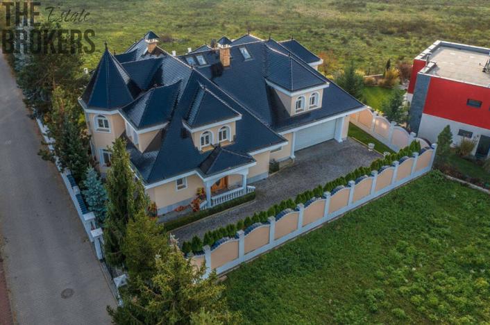 Prodej rodinného domu, Praha - Dolní Měcholupy, U přejezdu, 359 m2