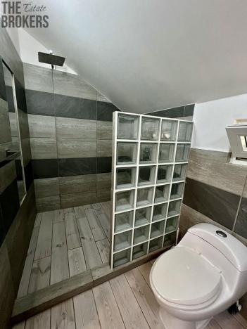 Prodej rodinného domu, Coxen Hole, Roatán, Honduras, 106 m2