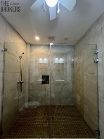 Prodej rodinného domu, Coxen Hole, Roatán, Honduras, 325 m2