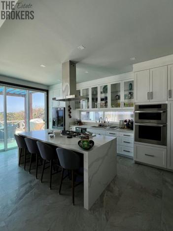 Prodej rodinného domu, Coxen Hole, Roatán, Honduras, 371 m2