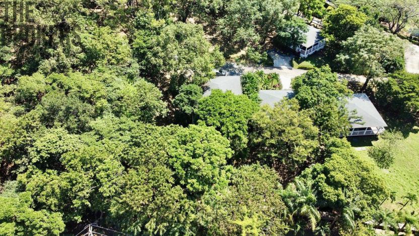 Prodej komerční, Coxen Hole, Roatán, Honduras, 304 m2