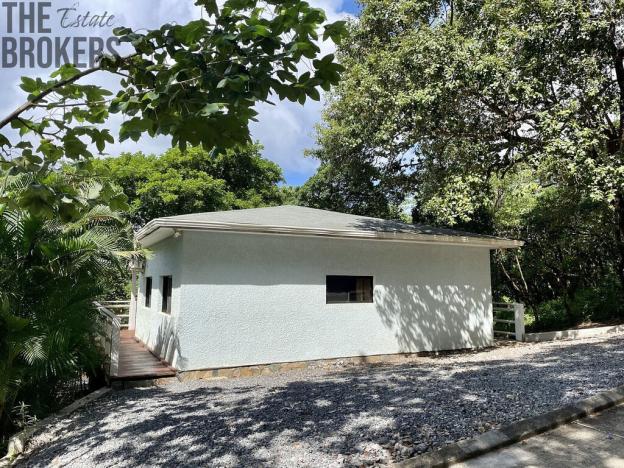 Prodej komerční, Coxen Hole, Roatán, Honduras, 304 m2