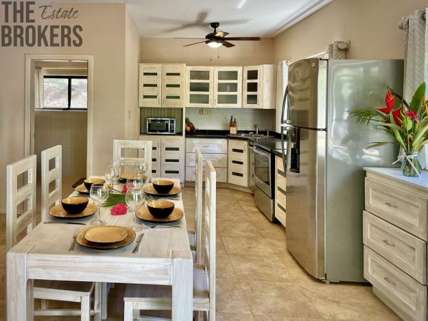 Prodej komerční, Coxen Hole, Roatán, Honduras, 304 m2