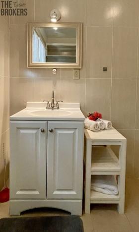 Prodej komerční, Coxen Hole, Roatán, Honduras, 304 m2