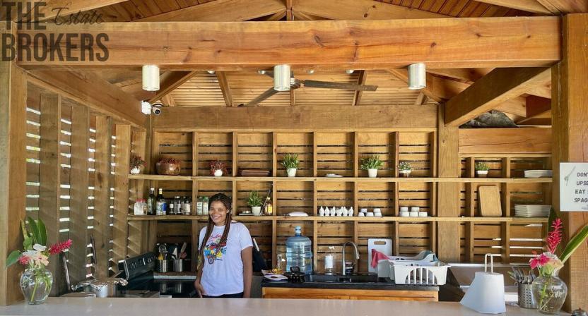 Prodej komerční, Coxen Hole, Roatán, Honduras, 304 m2