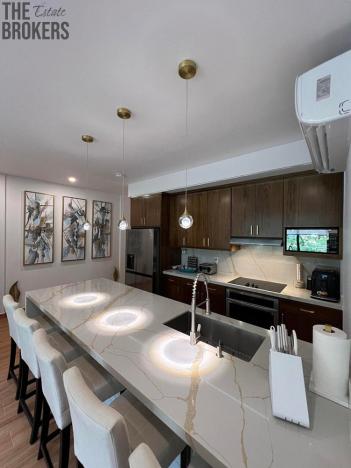 Prodej bytu, Coxen Hole, Roatán, Honduras, 186 m2