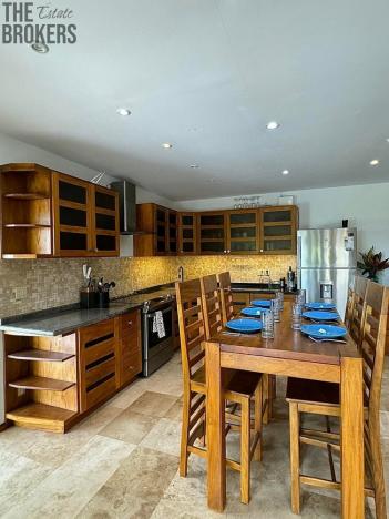 Prodej rodinného domu, Coxen Hole, Roatán, Honduras, 668 m2