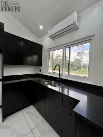 Prodej rodinného domu, Coxen Hole, Roatán, Honduras, 90 m2