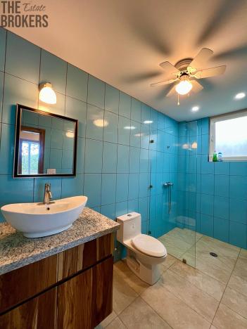 Prodej rodinného domu, Coxen Hole, Roatán, Honduras, 343 m2