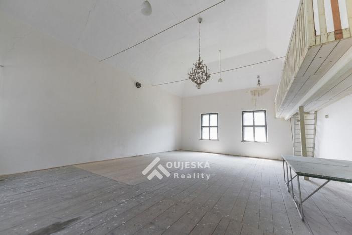 Prodej rodinného domu, Chrastavec, 325 m2