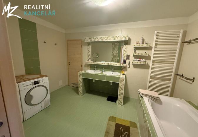 Prodej rodinného domu, Mrsklesy, 437 m2