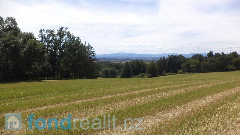 Prodej pole, Dříteň, 18412 m2